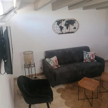 Apartament Cosy *